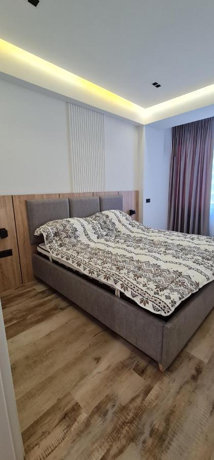 Apartamento Oasis-Rent Chisináu Exterior foto